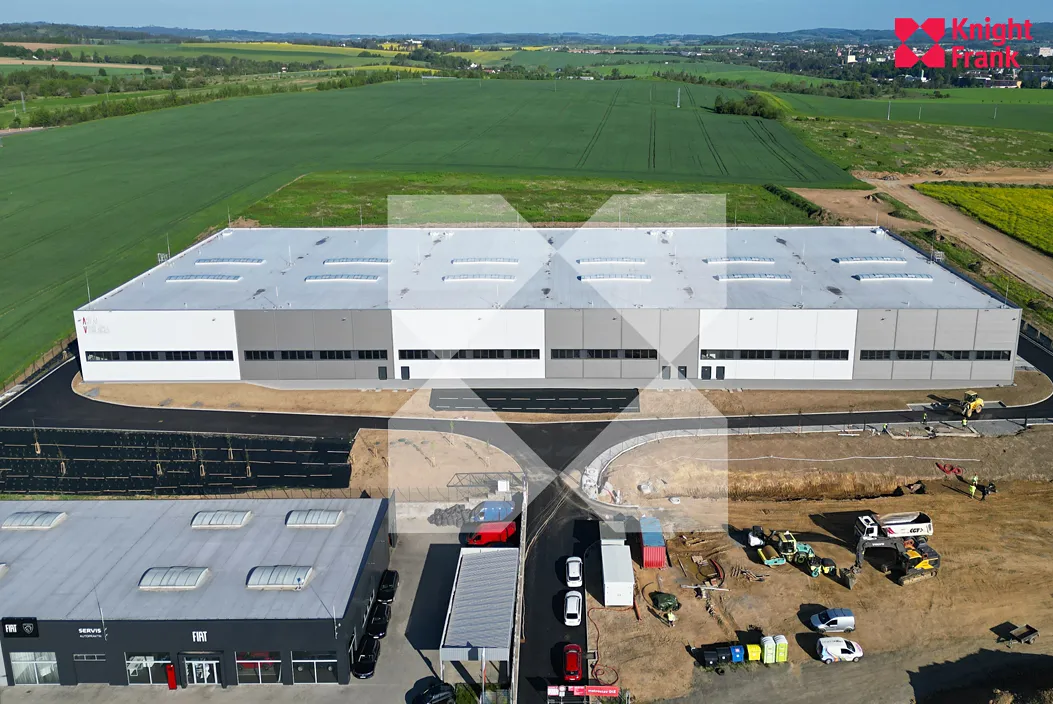 Pronájem skladového prostoru 1400 m²